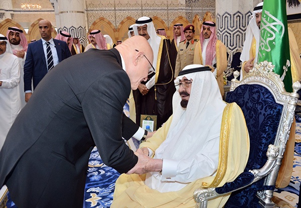 خادم الحرمين الشريفين يستقبل رئيس وزراء لبنان