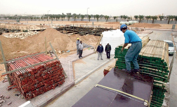 قلة كفاءة المهندسين المعماريين تهدد جودة المباني السكنية في الطائف