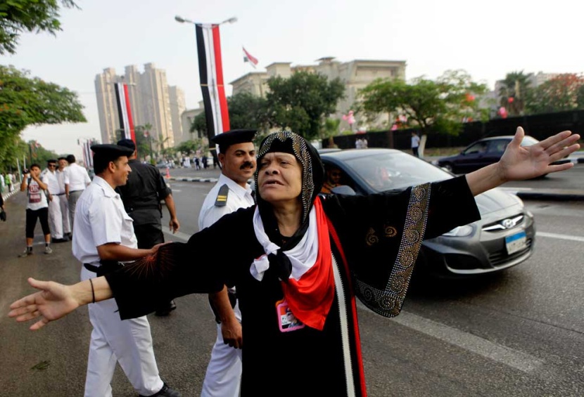 السيسي يعد بتعويض مصر ما فات وتصويب أخطاء الماضي