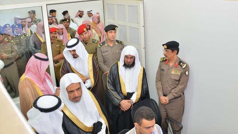 تدشين خدمة التقاضي المرئي عن بعد للربط بين المحاكم والسجون