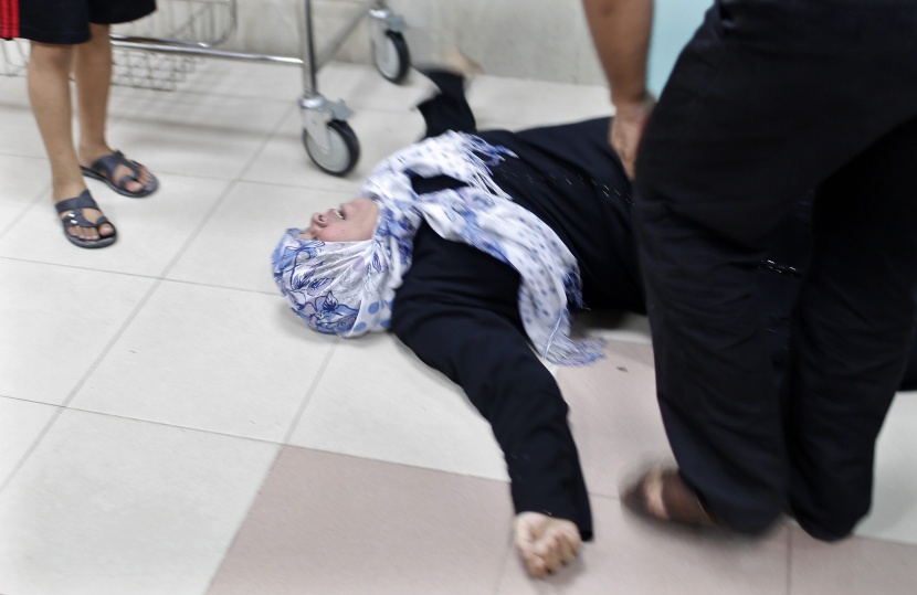 قصة مصورة: الفلسطينيون يواجهون الهمجية الإسرائيلية