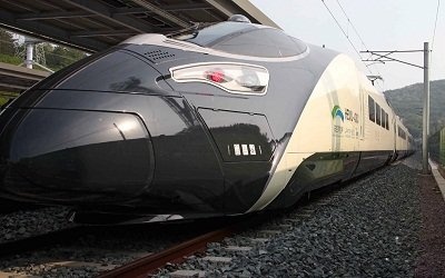 افتتاح أول خط سكة حديد جديدة لنظام النقل السريع في واشنطن منذ 23 عاما