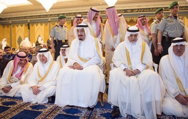 قصة مصورة : صلاة عيد الفطر المبارك في مختلف أنحاء المملكة