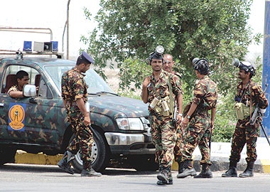 مقتل أربعة شرطيين يمنيين في هجوم لعناصر من القاعدة