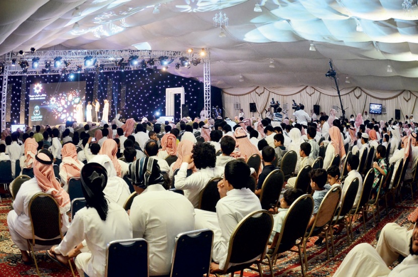 الإنشاد .. 
من الوعظ 
إلى التراقص
في الأفراح