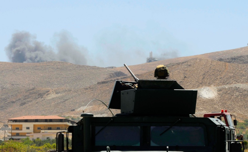 مقتل 16 عسكريا لبنانيا وعشرات المسلحين في معارك قرب الحدود السورية