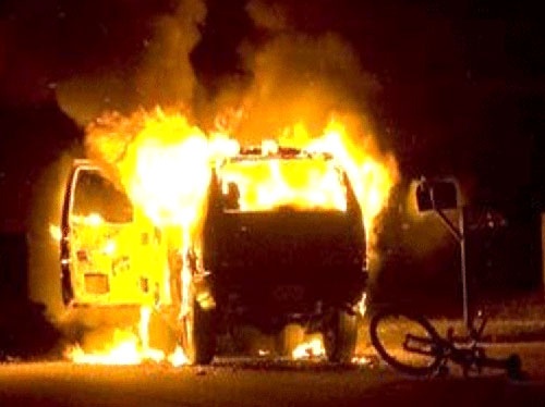 حريق غامض يدمر مئات السيارات في عاصمة البرازيل