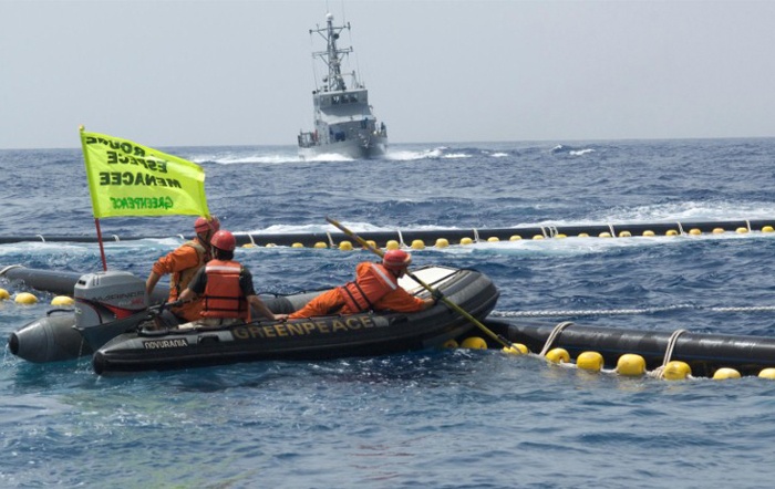 منظمة السلام الأخضر: روسيا أعادت سفينة الاحتجاج في حالة سيئة