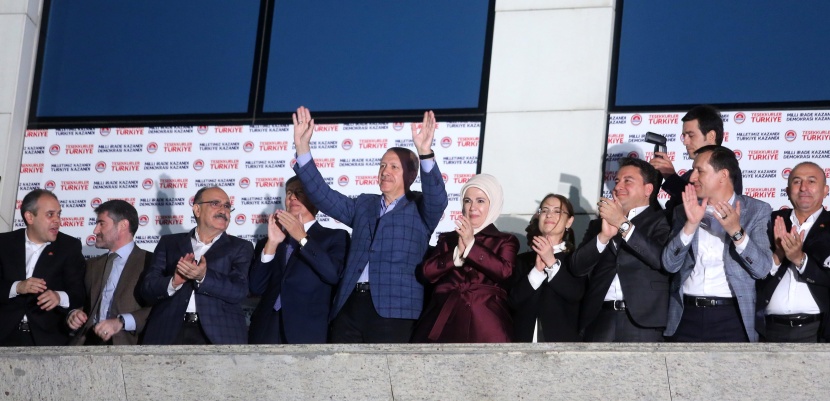 قصة مصورة : أردوغان يشكر أنصاره ويعلن بداية عهد جديد