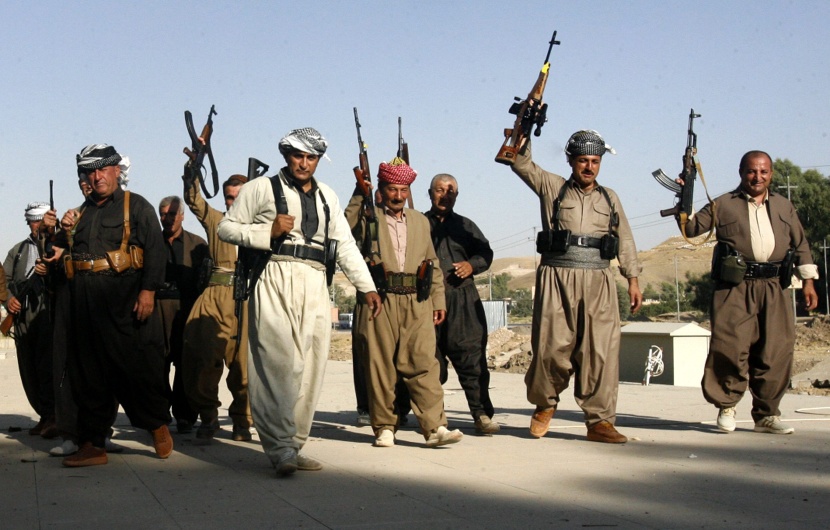 أمريكا تسلم أسلحة للقوات الكردية في العراق