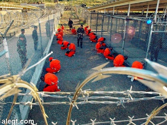 قاضية تأمر بإجراء فحص طبي على معتقل في غوانتانامو أطعم رغما عنه