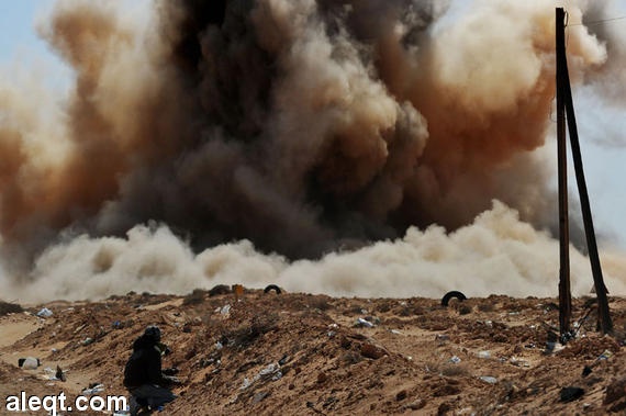 طائرتان مجهولتا الهوية تقصفان مواقع ميليشيات في طرابلس