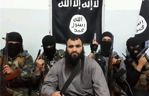 صحيفة : استنفار أمني لإحباط مخطط دخول "داعش" إلى الكويت