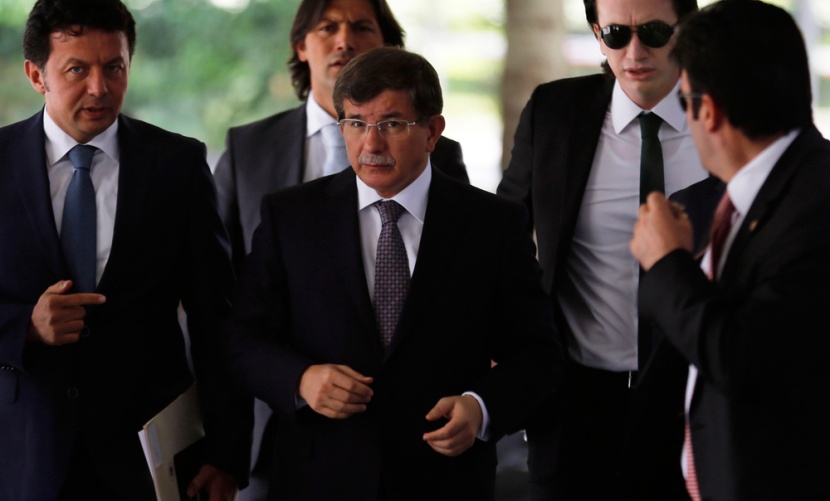 عبد الله جول: داود أوغلو هو رئيس وزراء تركيا القادم