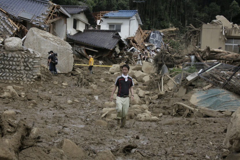 مخاوف من ارتفاع عدد المفقودين جراء الانهيارات الأرضية في اليابان