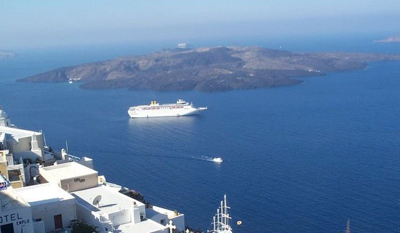 وقوع زلزالين بحريين في اليونان بقوة 4.9 و4.3 ريختر