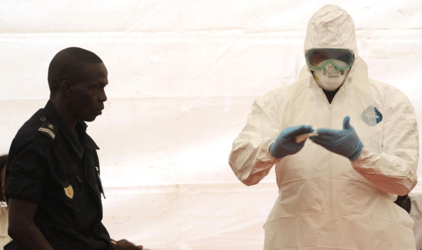 السنغال تغلق حدودها مع غينيا بسبب فيروس إيبولا