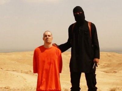 مكتب نتنياهو يحذف تغريدة تستخدم صورة مقتل الصحفي فولي لتشبيه حماس بالدولة الاسلامية