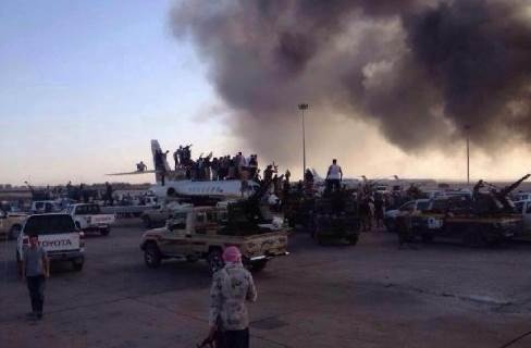 البرلمان الليبي يعتبر قوات فجر ليبيا وأنصار الشريعة مجموعتان إرهابيتان