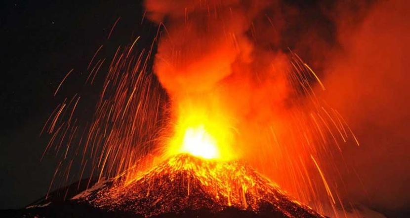 ايسلندا ترفع التحذير إلى اللون الأحمر بعد ثوران بركان بارداربونجا