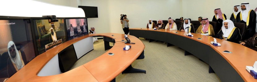أمير الرياض: مشروع خادم الحرمين لتطوير القضاء «إنجاز مبهر»