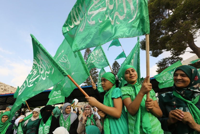 حماس تنظم مهرجان "البيعة و الإنتصار" في الضفة الغربية