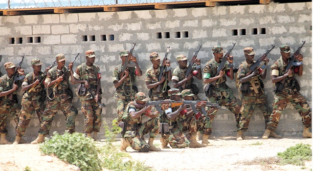 الجيش الصومالي ينتزع السيطرة علي مدينة رئيسية من أيدي متمردي حركة الشباب