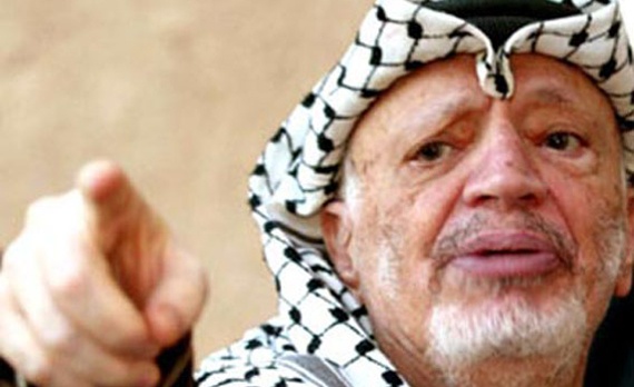 في مثل هذا اليوم .. ياسر عرفات يتحدث لتلفزيون اسرائيلي لأول مرة