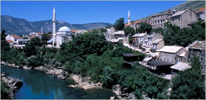 زلزال يتسبب في محاصرة 34 من عمال منجم تحت الأرض في البوسنة