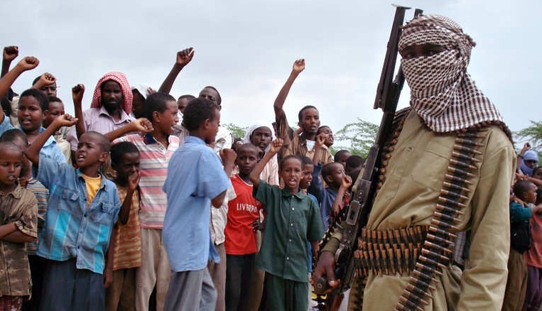 حركة الشباب الصومالية تعين زعيما جديدا لها وتجدد ولاءها للقاعدة