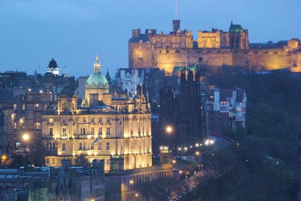 أنصار استقلال اسكتلندا يحققون أول تقدم في استطلاع للرأي