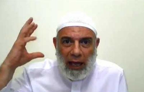 قطر تطلب من وجدي غنيم مغادرة البلاد