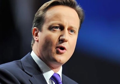 كاميرون يقاوم ضغوطا بتوجيه ضربات جوية رغم قتل رهينة في العراق