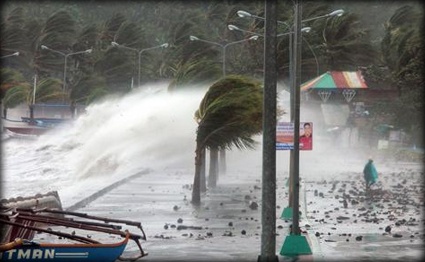 الإعصار أوديل يفقد بعض قوته ويهدد جزرية باجا المكسيكية