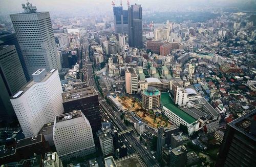 زلزال قوي شعر به سكان طوكيو