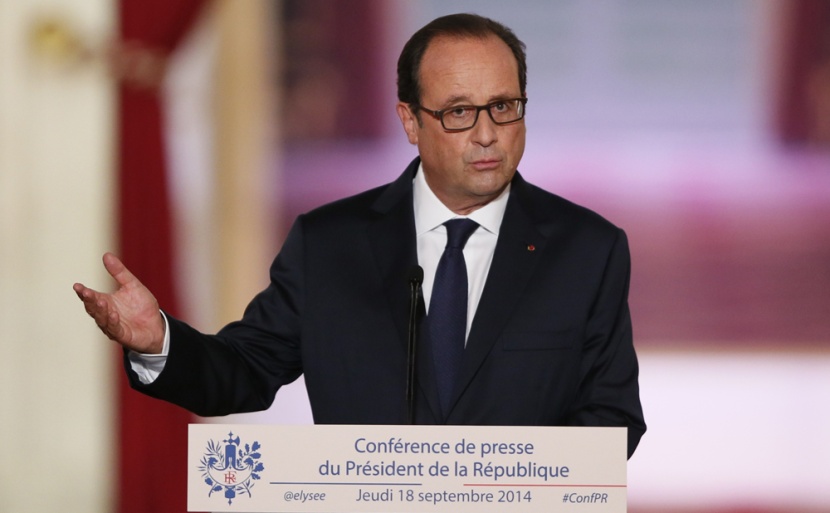 هولاند يعلن استعداد فرنسا لشن ضربات جوية على داعش