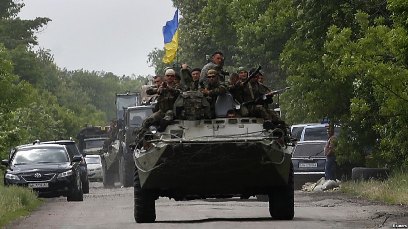 الإنفصاليون : أوكرانيا لم تسحب القوات من المنطقة منزوعة السلاح