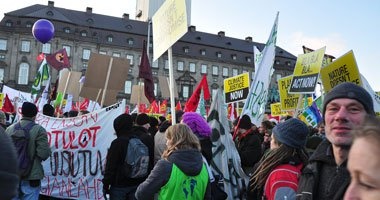 احتجاجات حول العالم من أجل المناخ قبيل قمة الأمم المتحدة