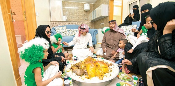 الوليد بن طلال يسلم وحدات سكنية في الرياض خلال اليوم الوطني