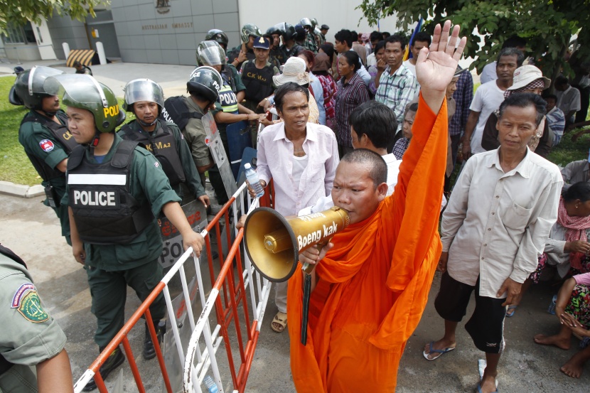 احتجاجات في كمبوديا على إبرام اتفاق مع أستراليا بشأن توطين اللاجئين