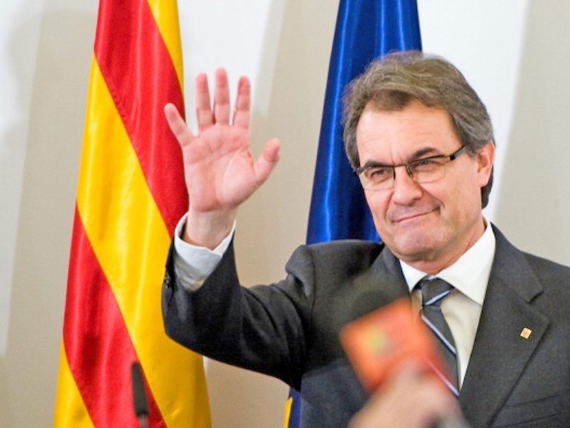 رئيس حكومة كتالونيا يحدد 9 نوفمبر موعدا لإجراء استفتاء للانفصال عن إسبانيا