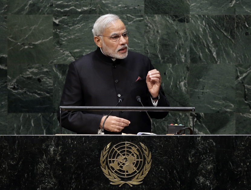 رئيس الوزراء الهندي يدعو باكستان إلى مزيد من "الجدية" لاستئناف التفاوض