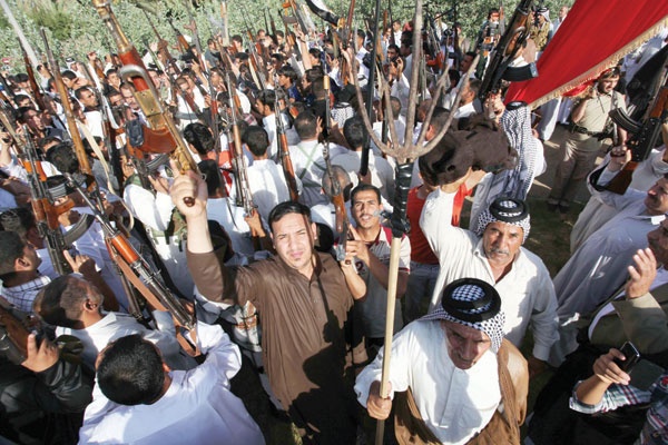 استياء سني عراقي من نشاط المتطوعين الشيعة الذين يتصدون لـ«داعش»