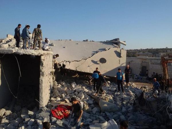 مقتل 7 مدنيين بغارات أمريكية في سوريا.. وهيومن رايتس تطلب تحقيقا