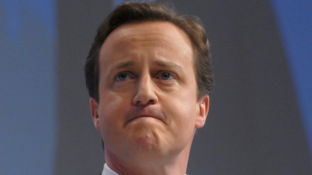 رئيس وزراء بريطانيا يعبر عن قلقه بسبب اشتباكات هونج كونج