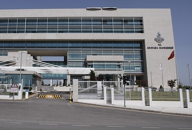 المحكمة الدستورية التركية تبطل بنودا من قانون يشدد القيود على الإنترنت