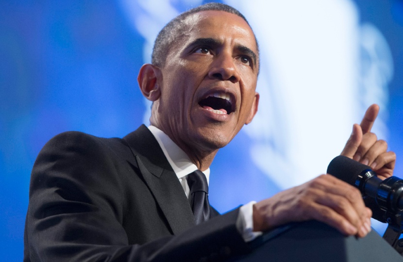أوباما يدافع عن أدائه في الملف الاقتصادي ويتهم الجمهوريين بالافتقار للشجاعة