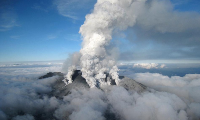 العثور على ثلاث جثث أخرى بعد ثوران بركان في اليابان