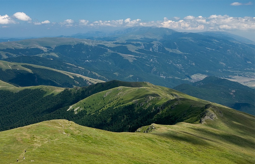 منطقة البلقان المضطربة تعانى من كوارث الأسلحة العتيقة أيضا