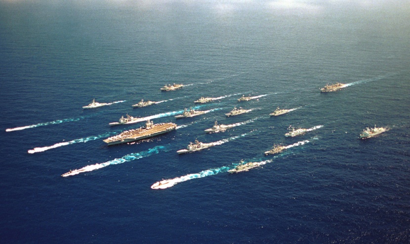 البحرية الأمريكية تنشر قوارب دوريات مسيرة مسلحة